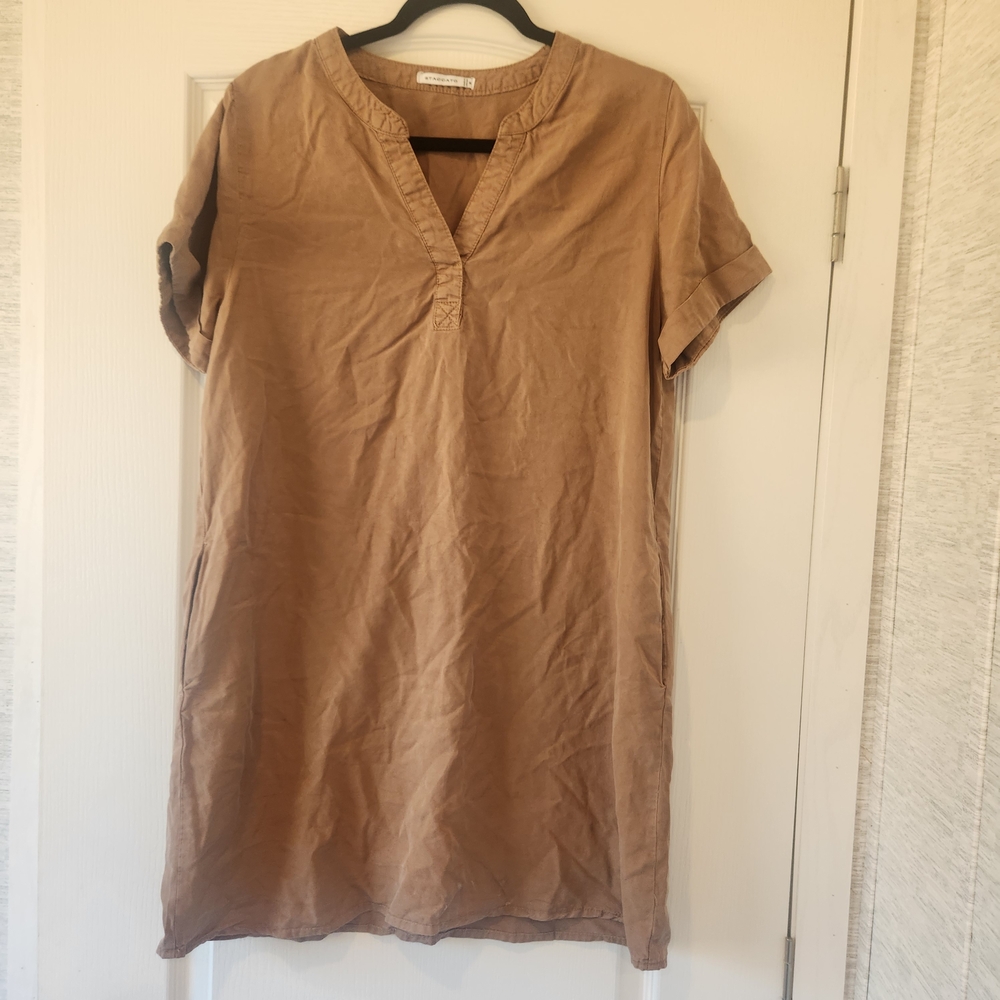 Staccato Tan V-Neck Tunic Dress Size M Euc